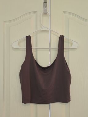Women's Scoop Neck Crop Tank Top - Plum